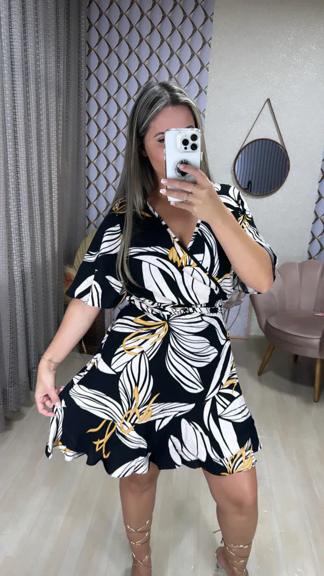 Vestido Curto Envelope